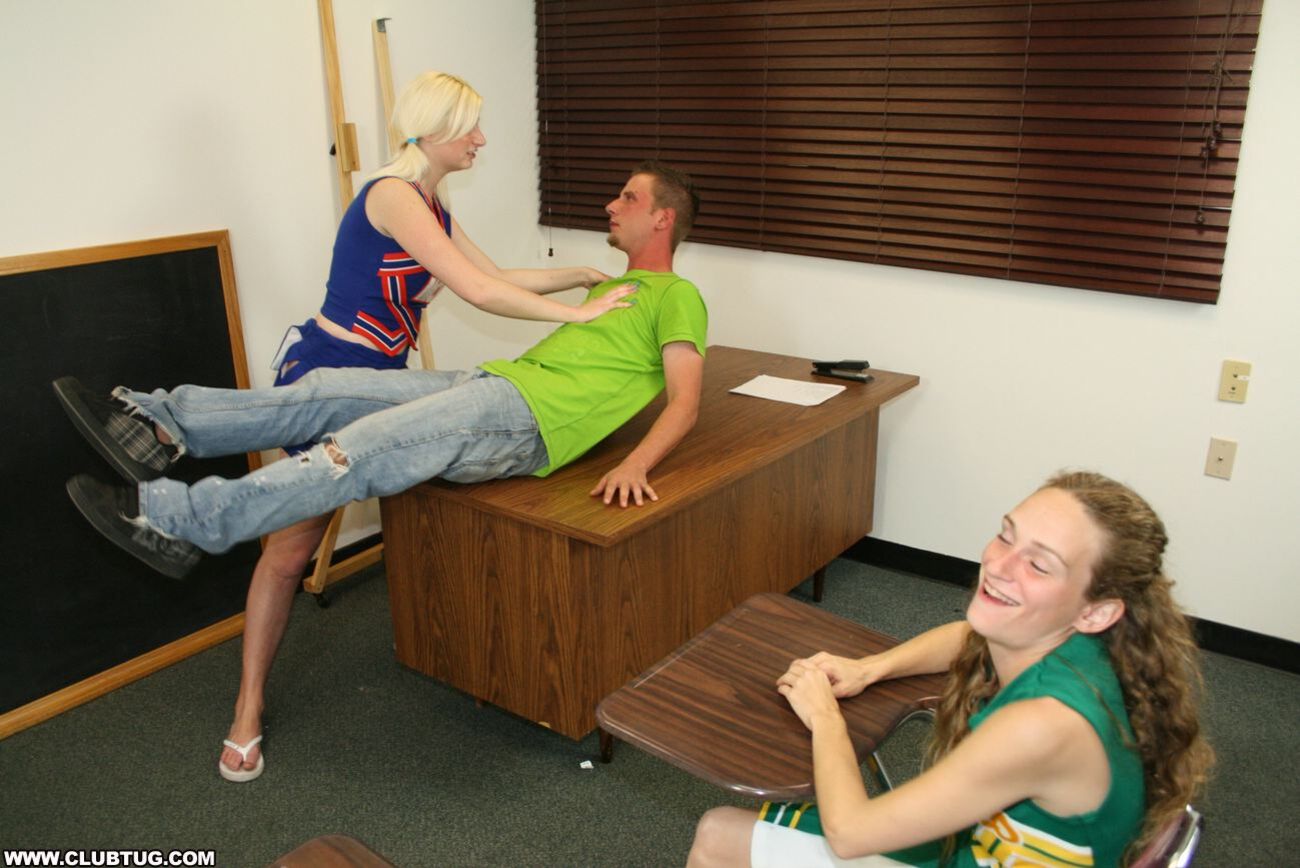 Cheerleader Handjob Competition