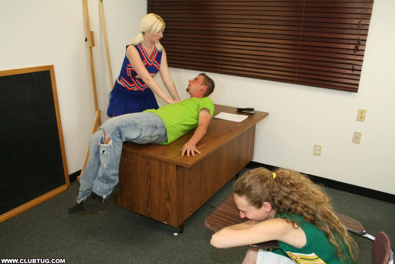 Cheerleader Handjob Competition