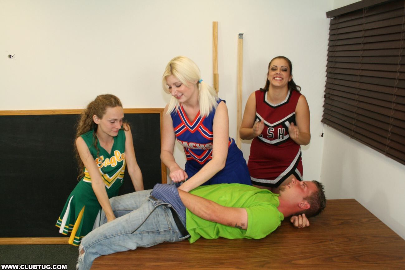 Cheerleader Handjob Competition