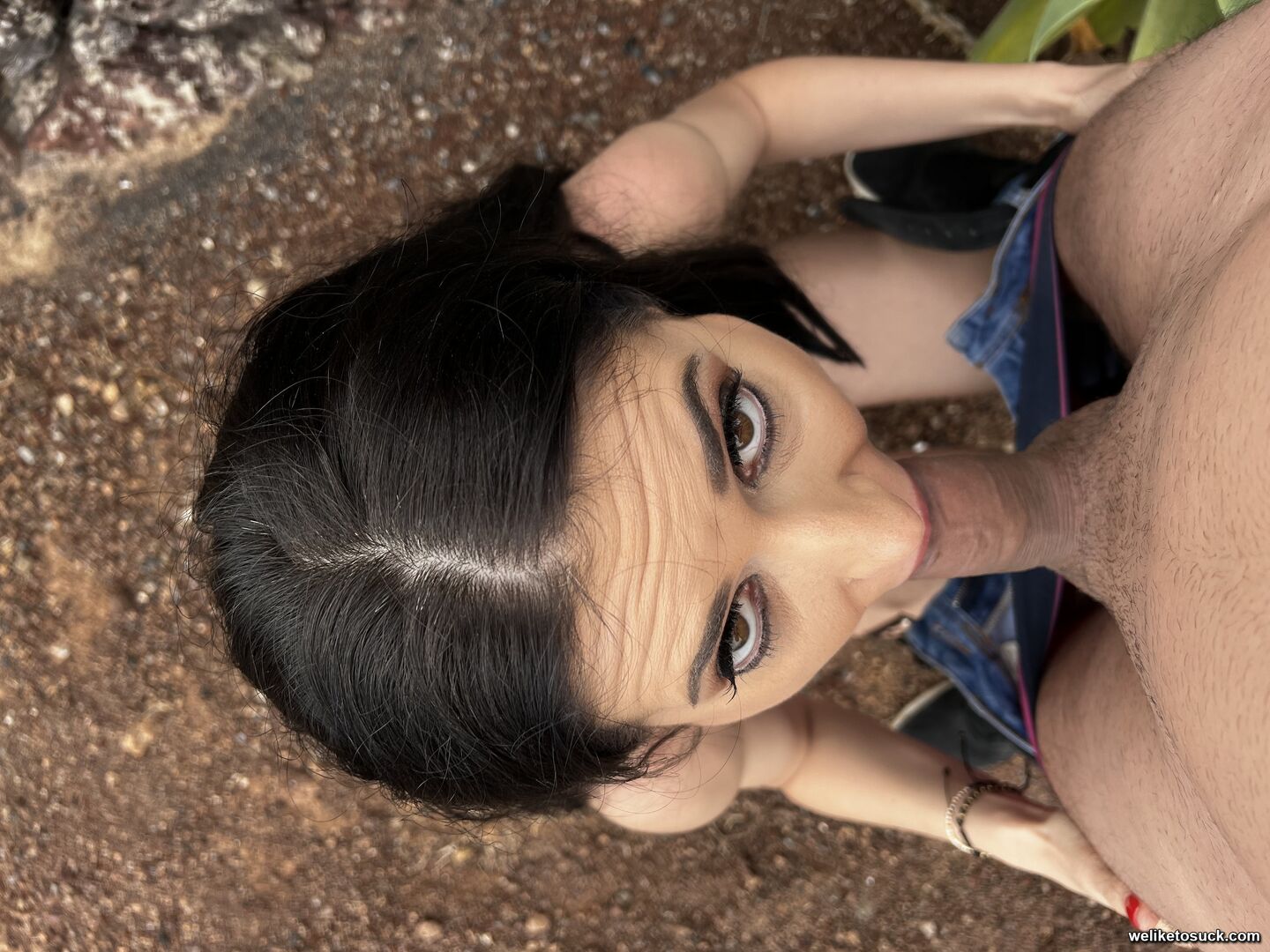 BETTY LUXX — POV ON VACATION