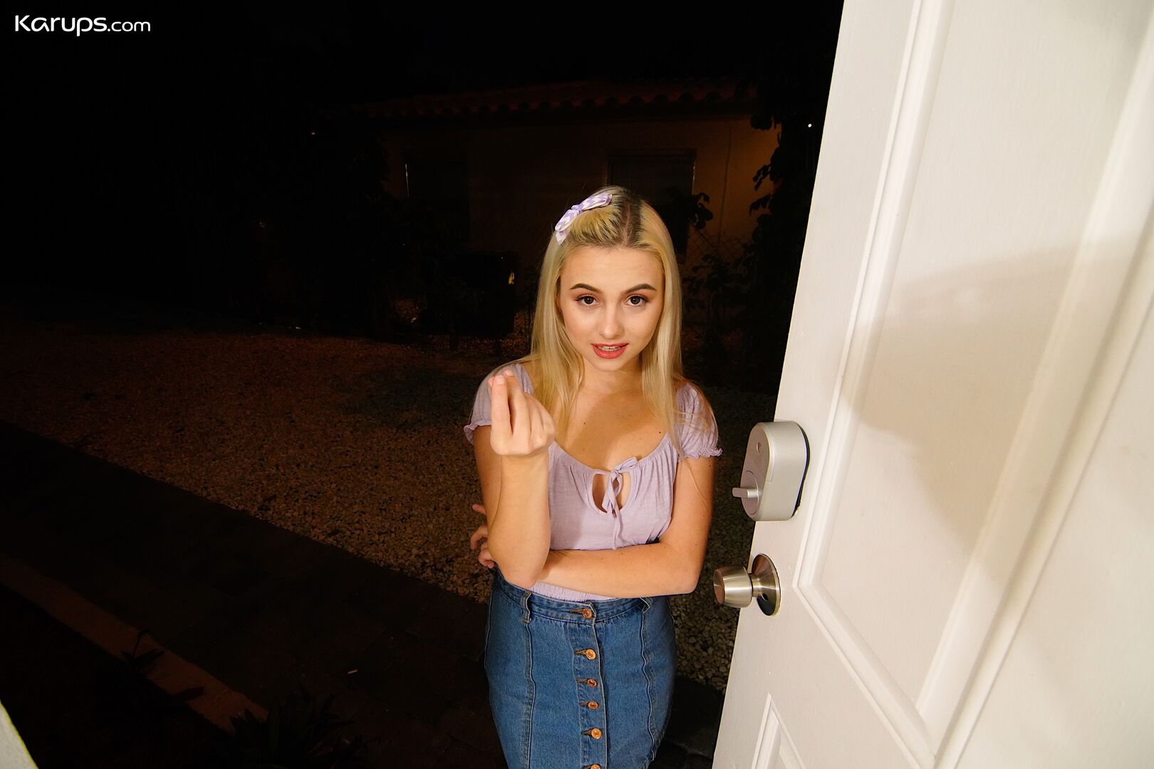 BAD LITTLE BABYSITTER 54122