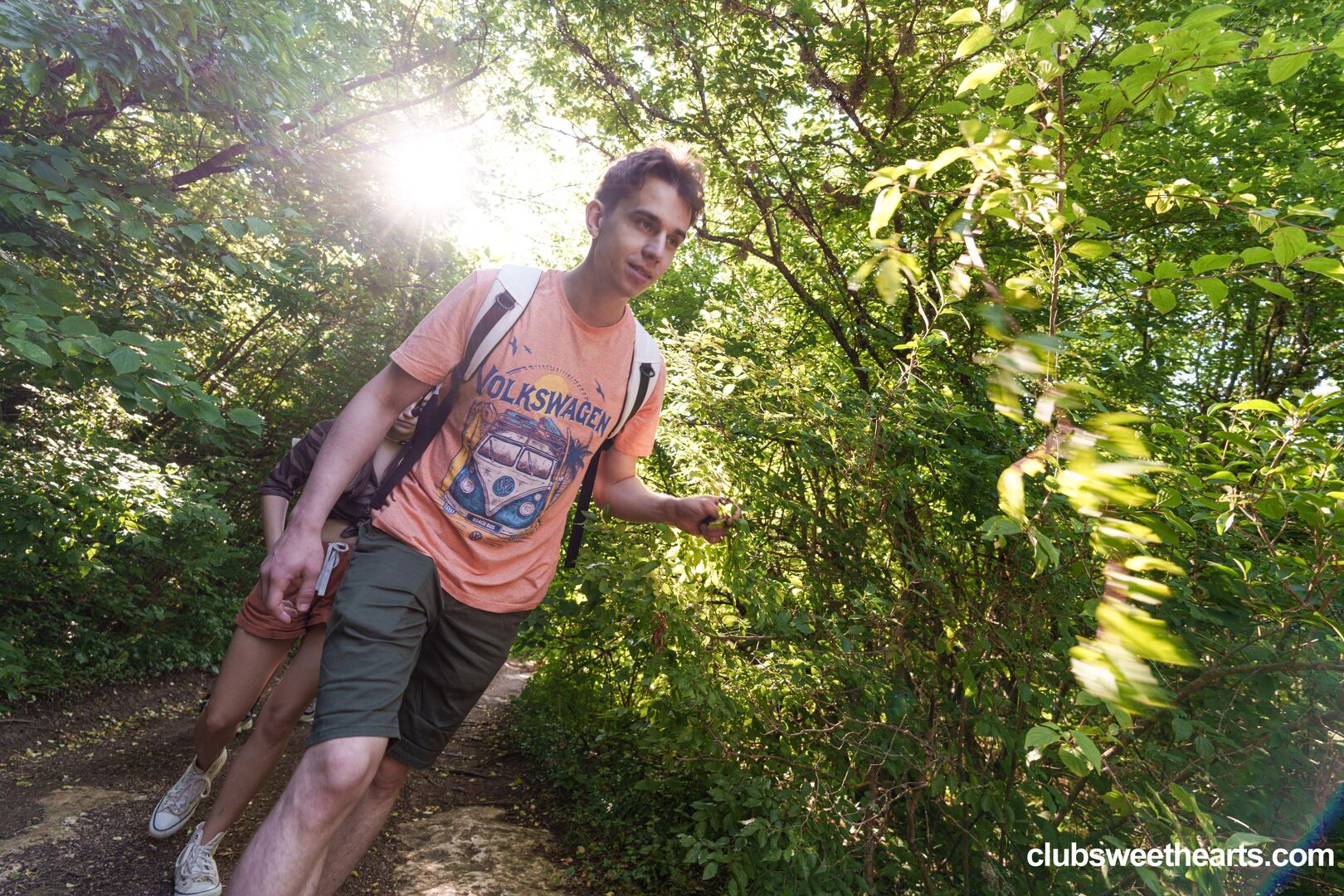 Hiking Temptations 1/4