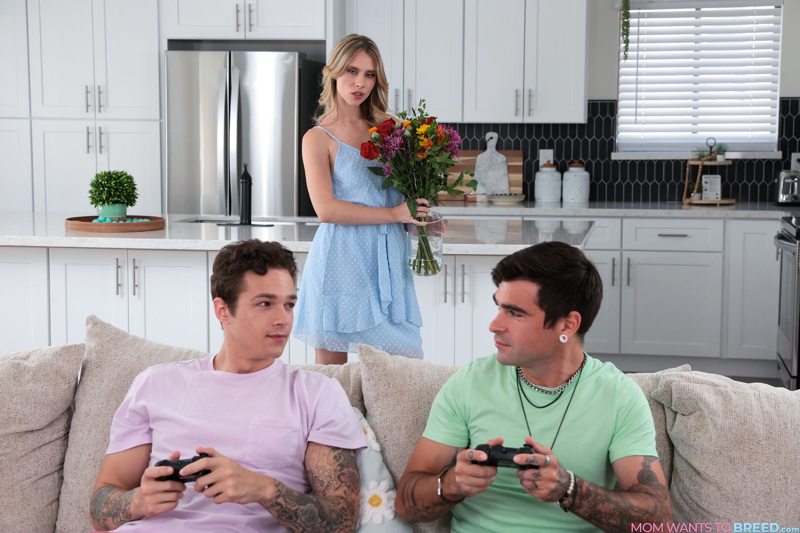 Flowers For My Stepmom - S2:E10
