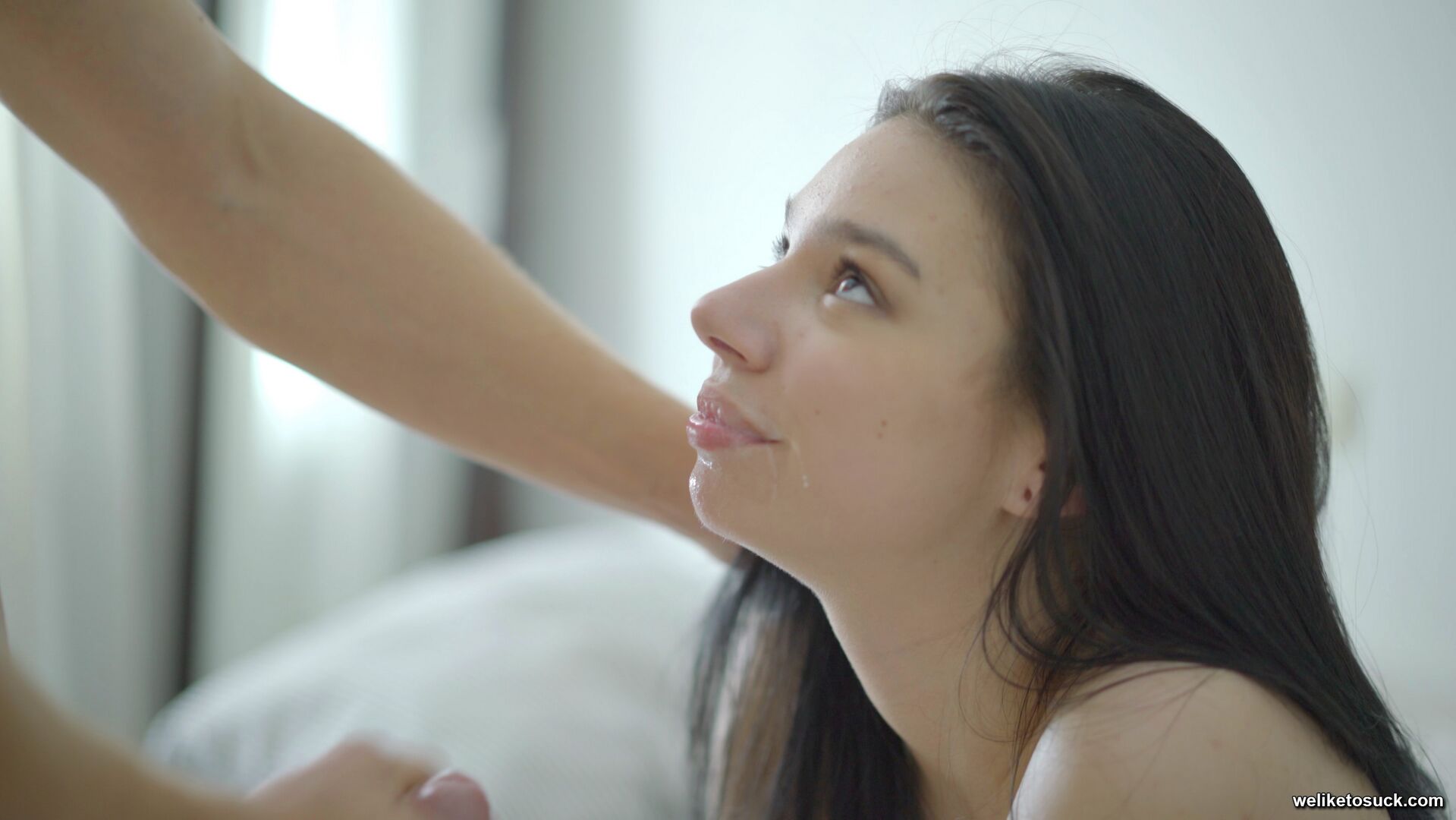 ELEANOR — SENSUAL SUCKING