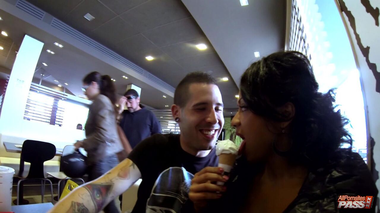 Latina Dunia fucked in public