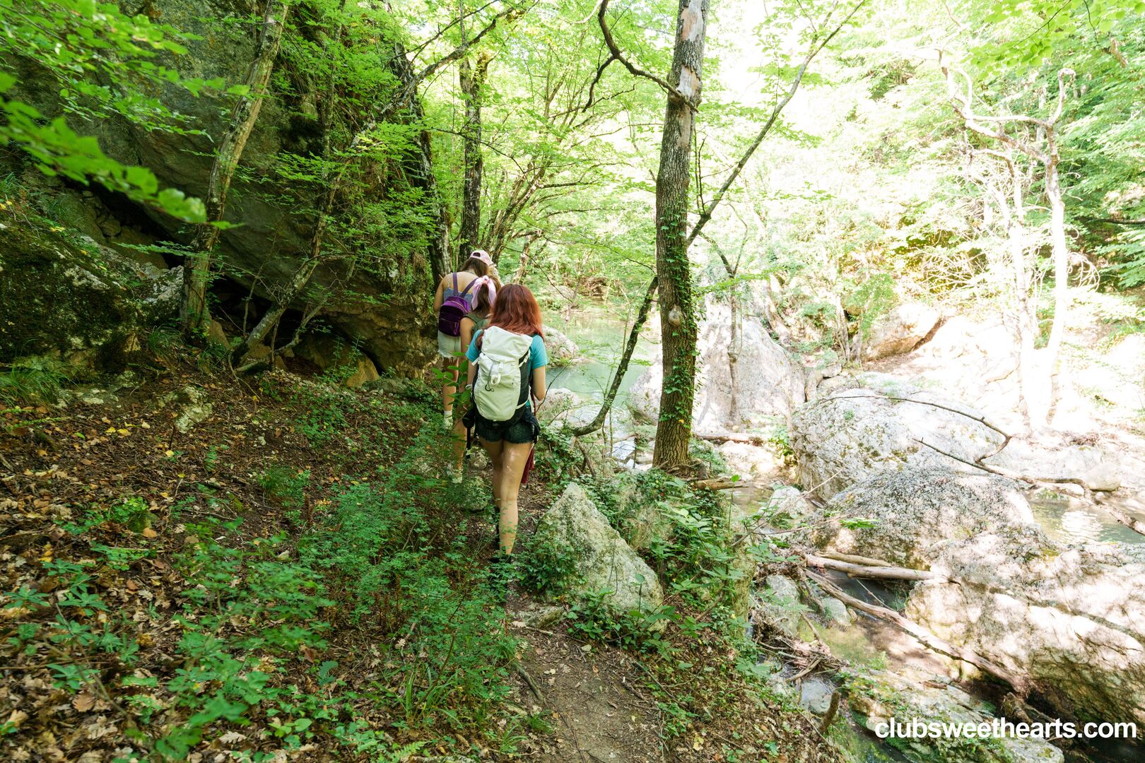 Hiking Temptations 4/4