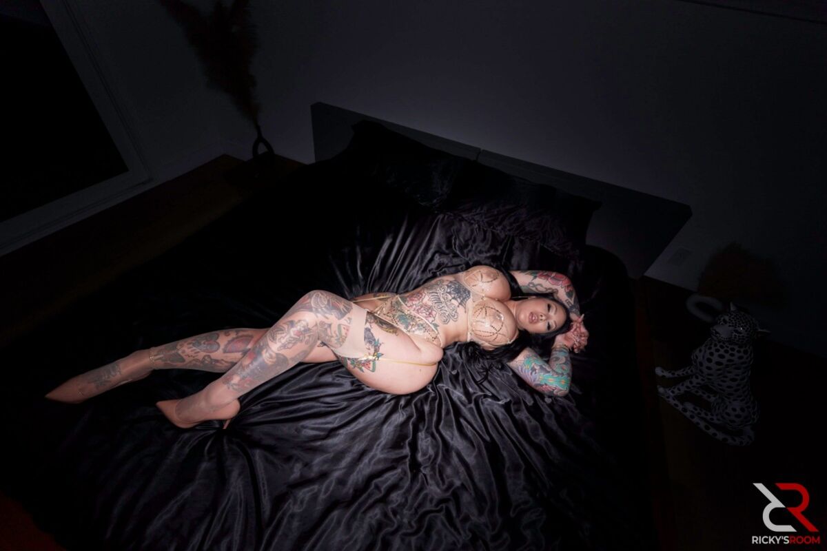 The Champagne Of Pussy