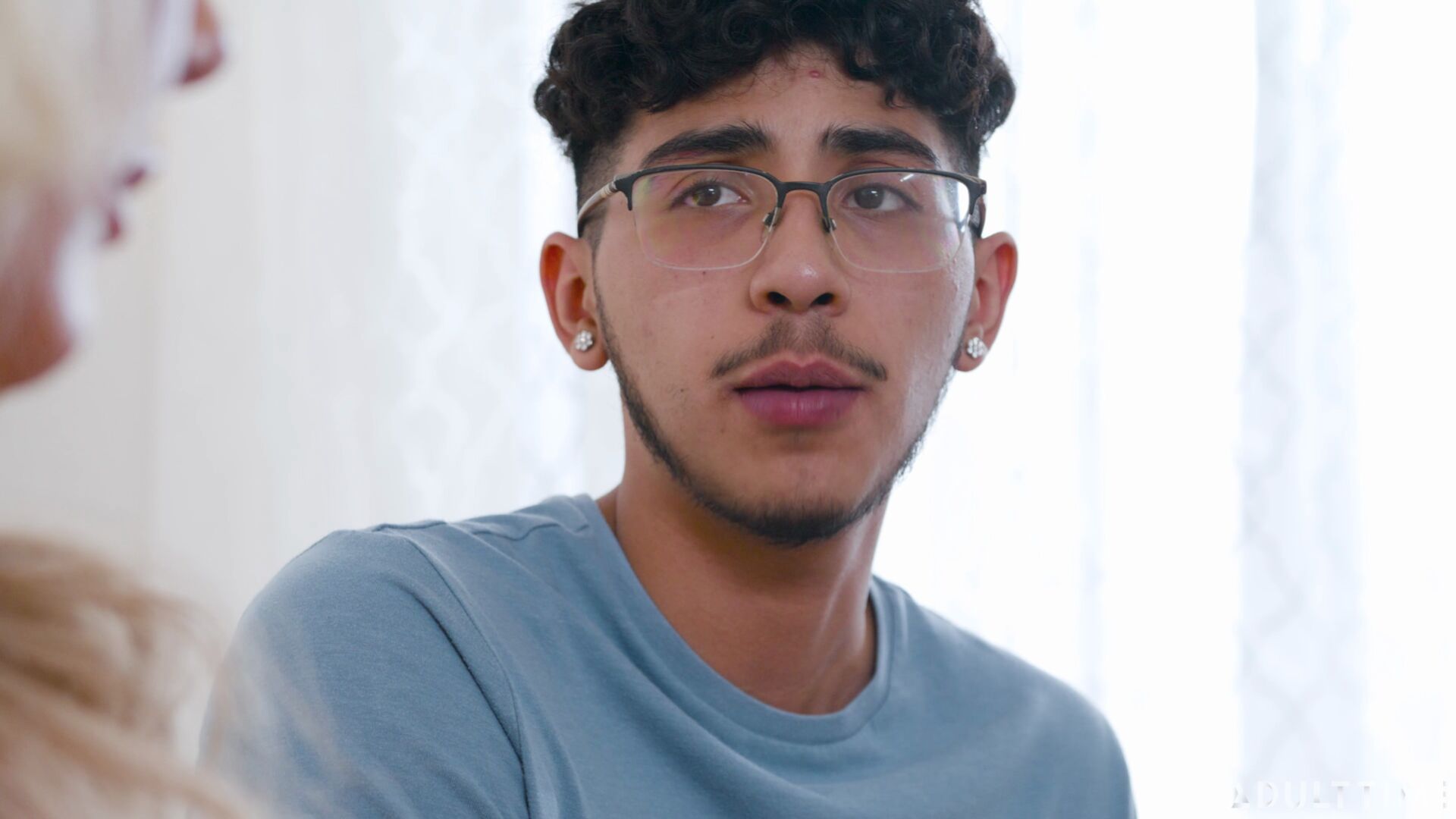 How's It Feel When I Hold It?