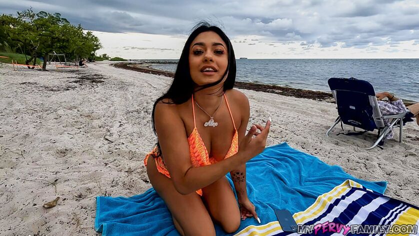 Lame Labor Day Turns Lustful On Public Beach
