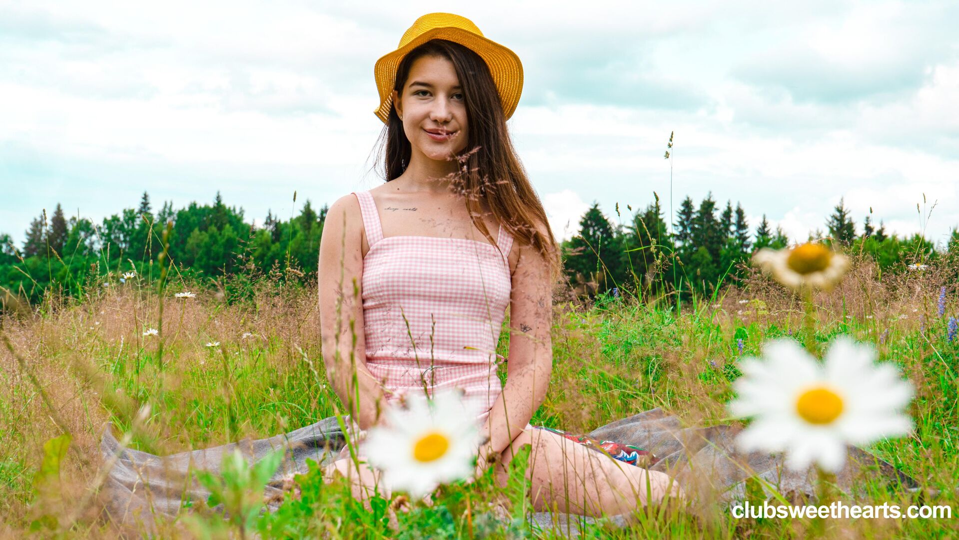 Orgasming surrounded by flowers