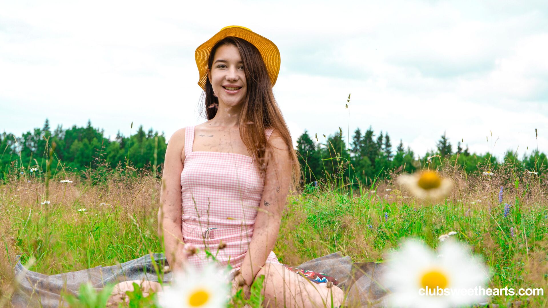 Orgasming surrounded by flowers