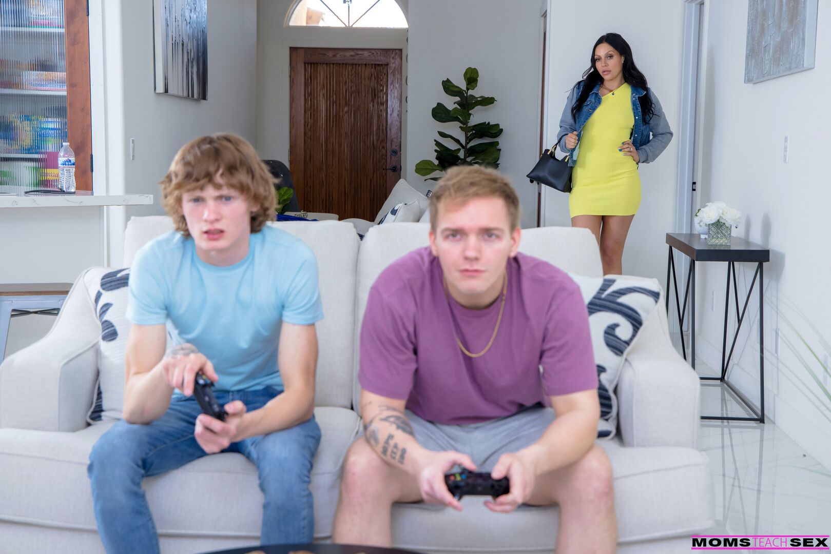 Lets Bang My Stepmom - S20:E4