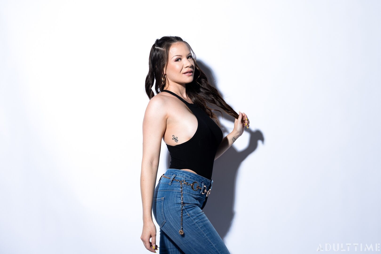 How Women Orgasm - Alison Rey