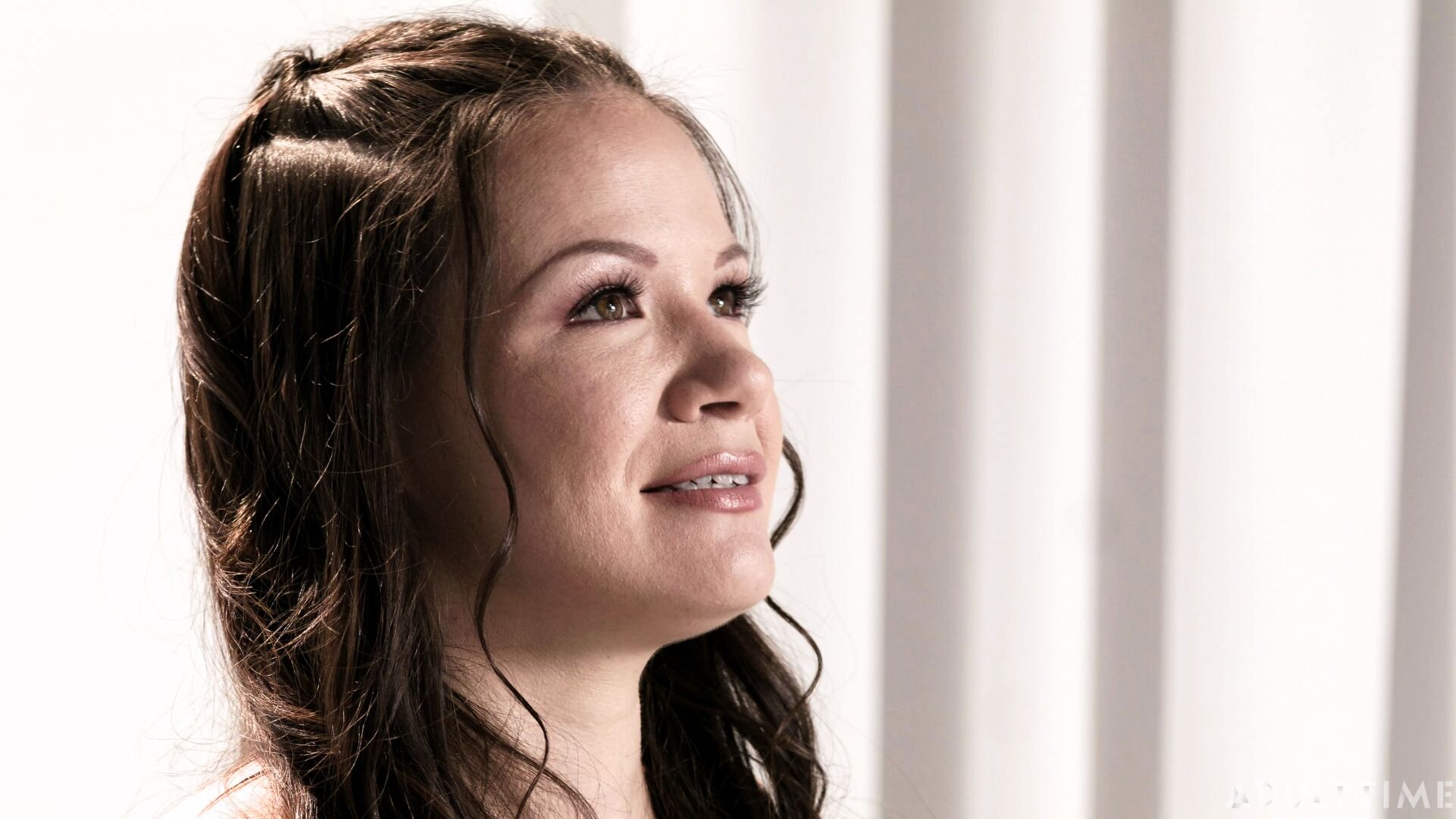 How Women Orgasm - Alison Rey