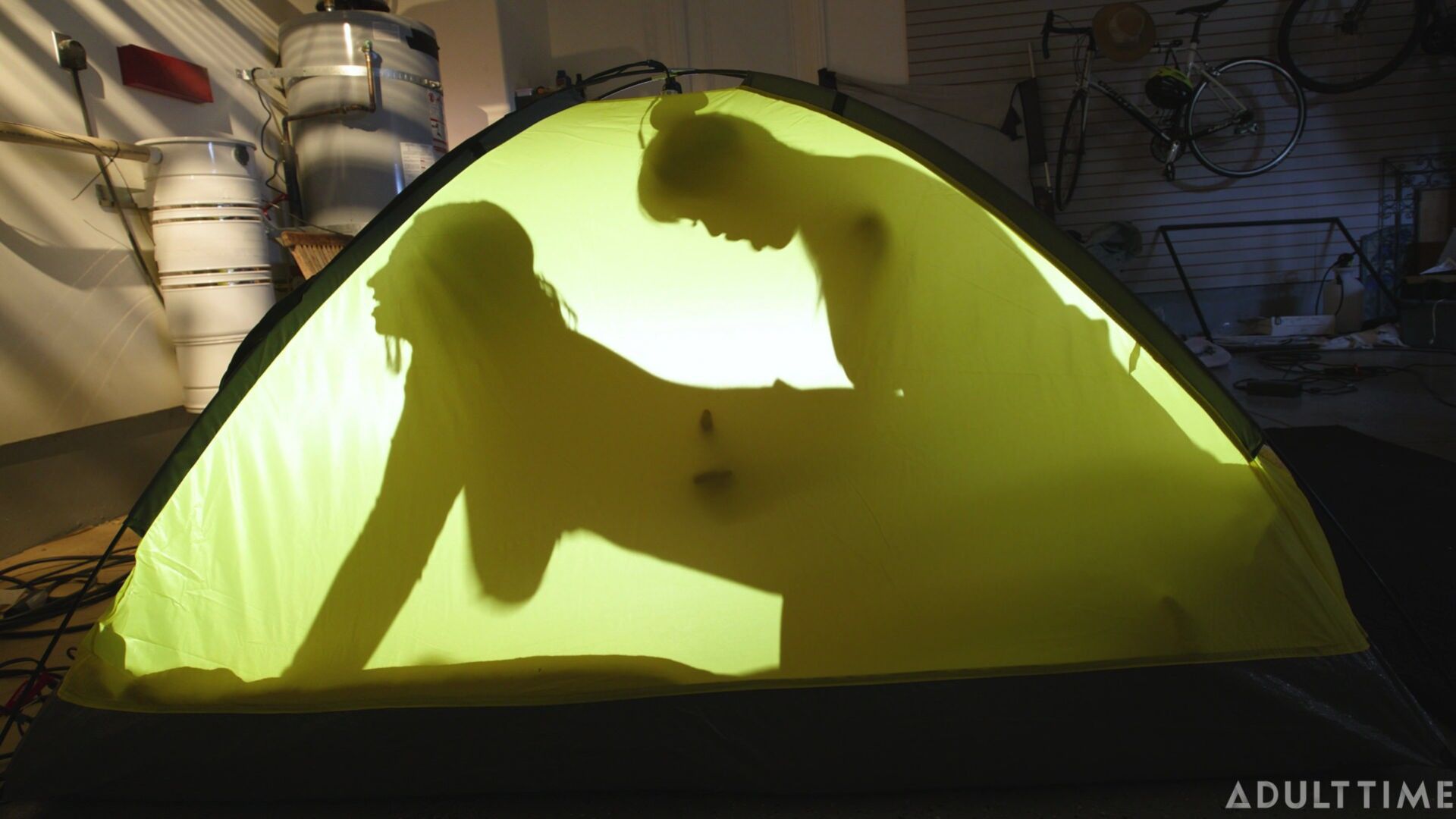 Pitching a Tent 1809