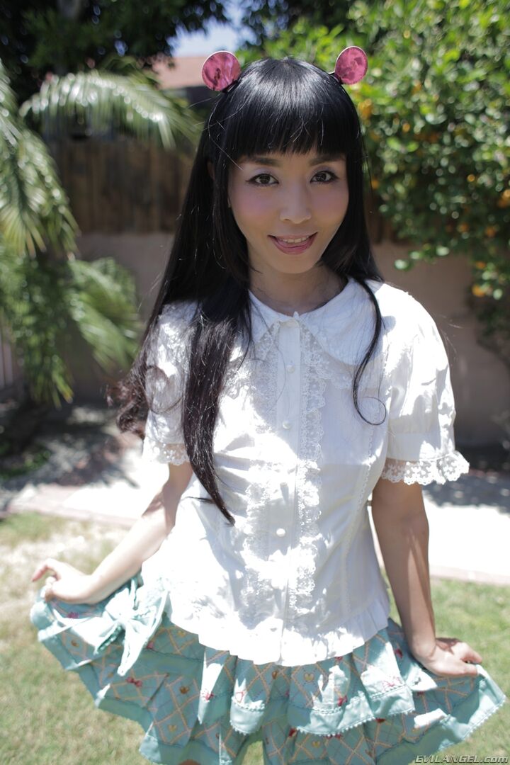 ASIAN WHORE MARICA ANALLY MANHANDLED