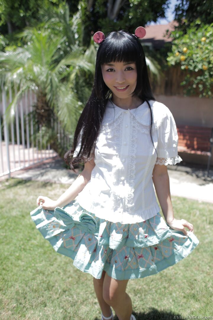 ASIAN WHORE MARICA ANALLY MANHANDLED