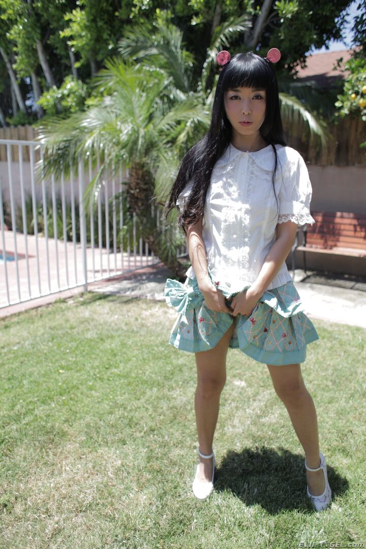 ASIAN WHORE MARICA ANALLY MANHANDLED