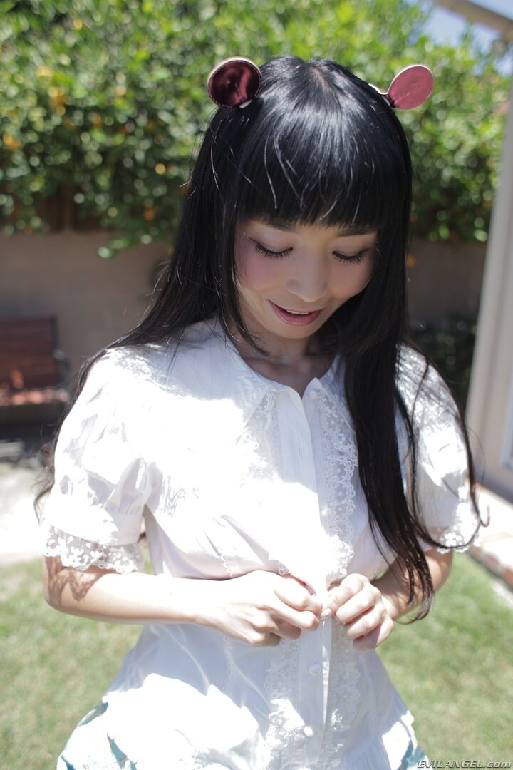 ASIAN WHORE MARICA ANALLY MANHANDLED