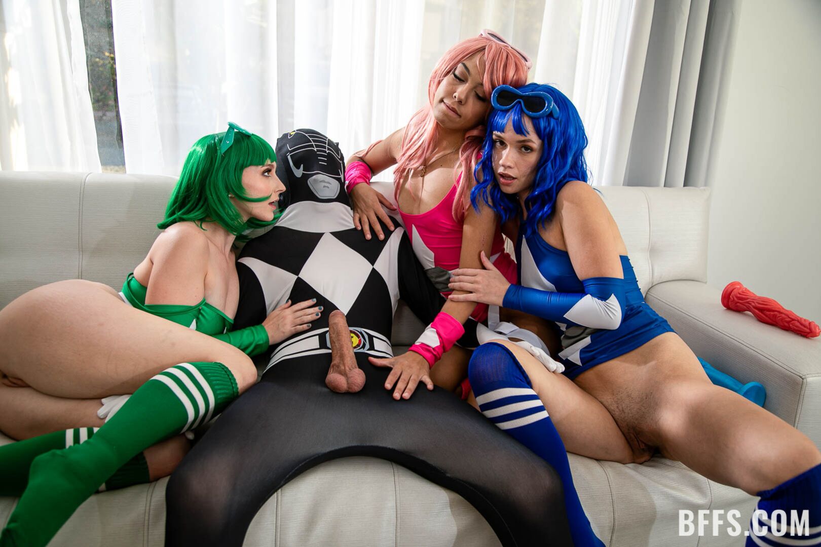 Mighty Power Pussy Smashers
