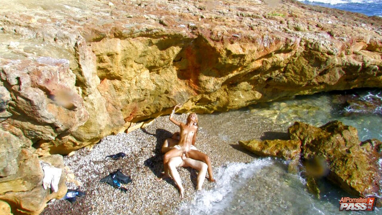 Skinny blonde fucked outdoors