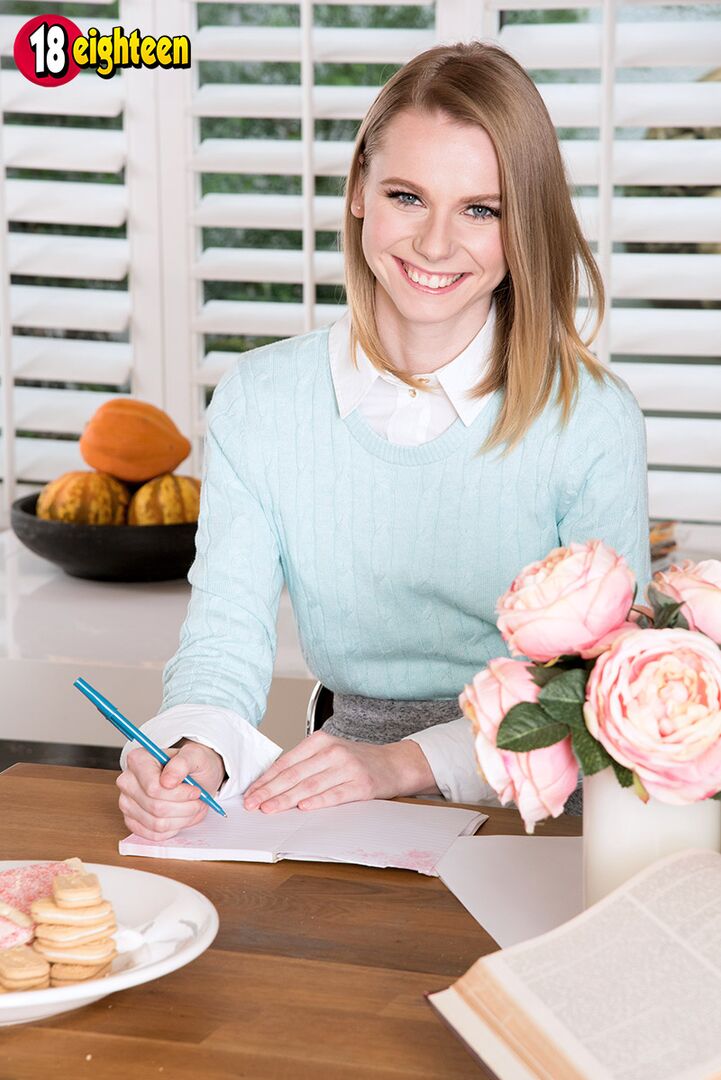Dear Diary, I Need to Cum