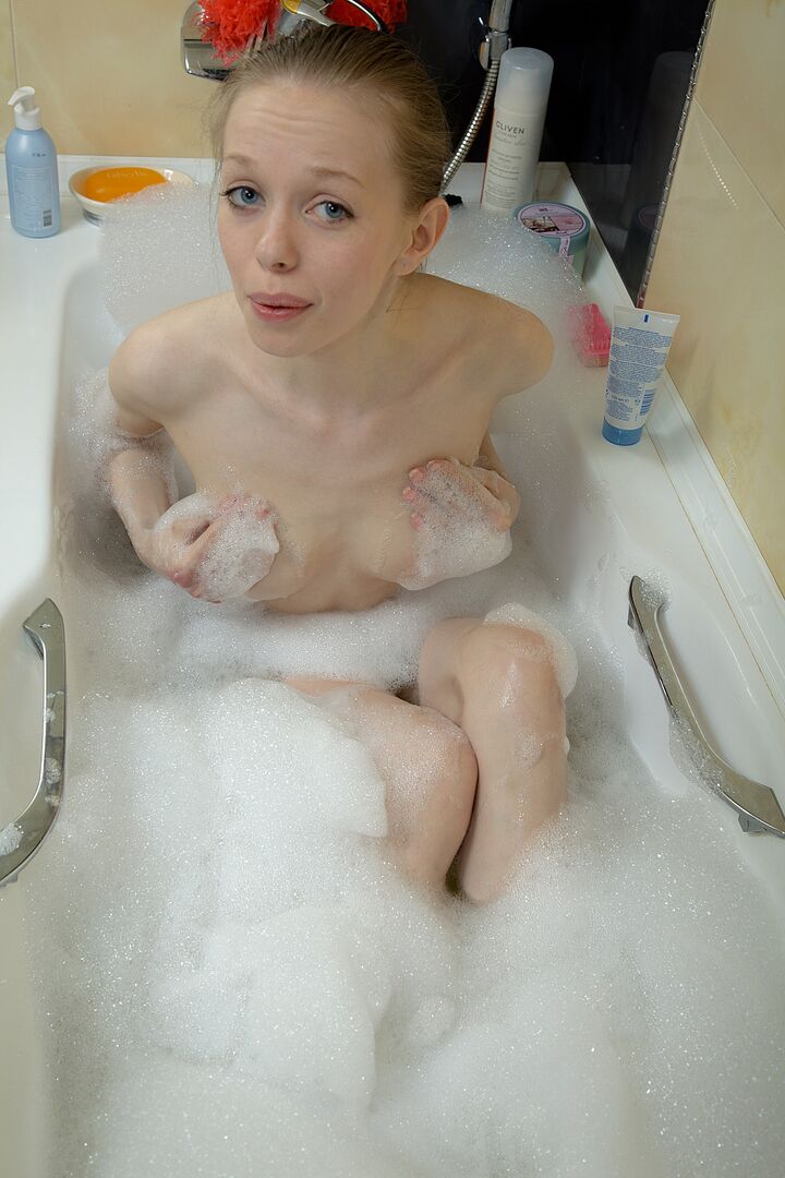 Cute Skinny Teen Takes a Sexy Soapy Bath