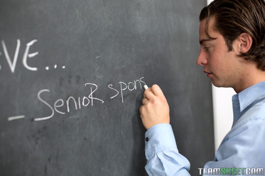 Senior sponsor