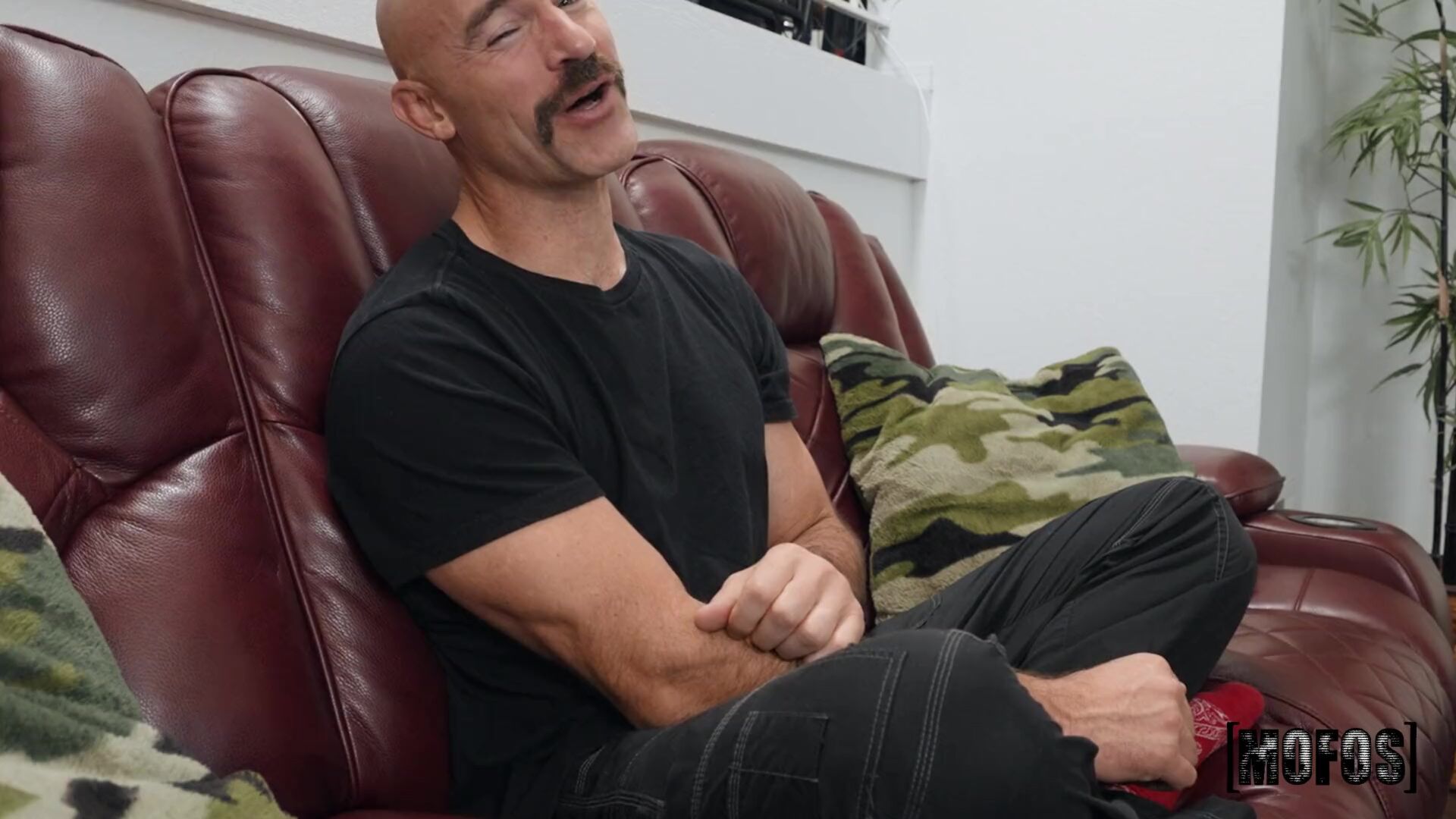 Petite Mickey Likes Big Dicks