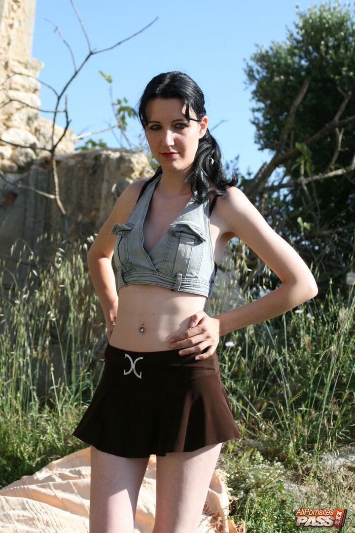 Vladana doing it outdoors