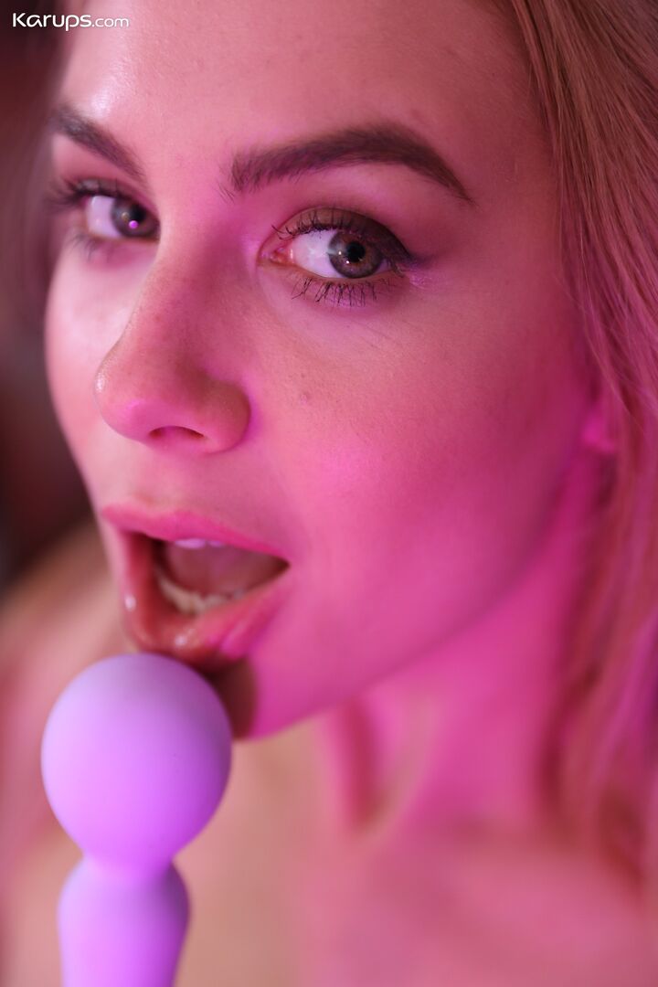 PURPLE PLEASURE