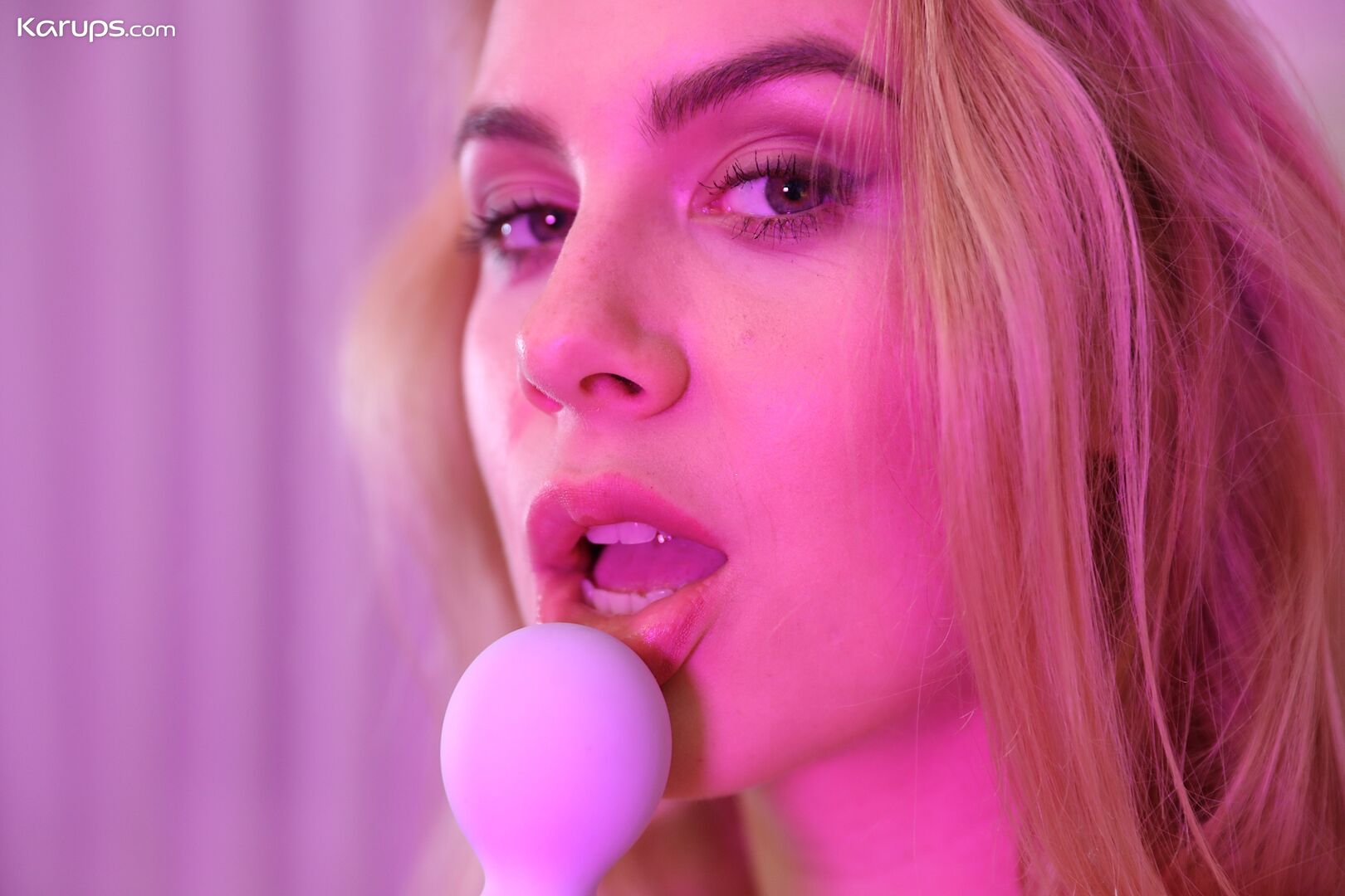 PURPLE PLEASURE