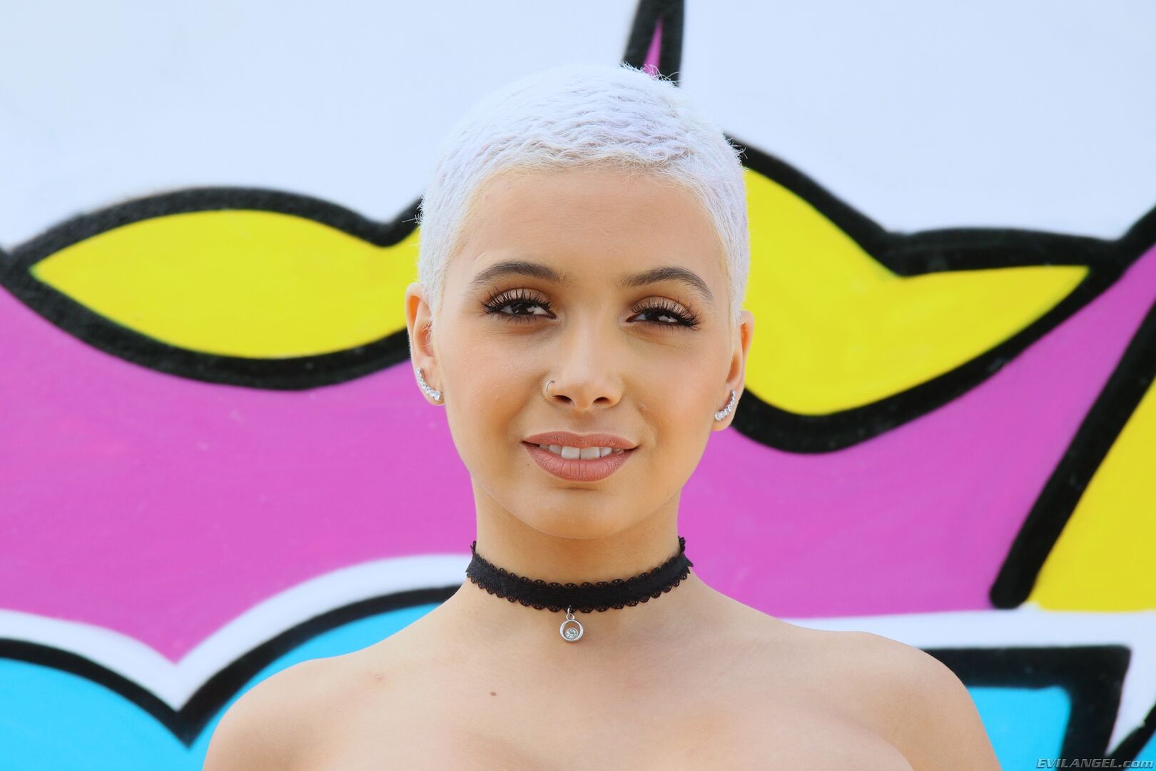 AALIYAH'S GREASED, GAPING BUTT STUFFED