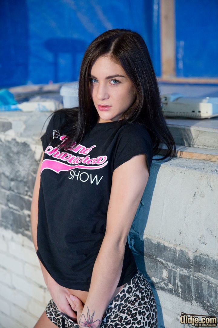 Young 18+ Sex Break