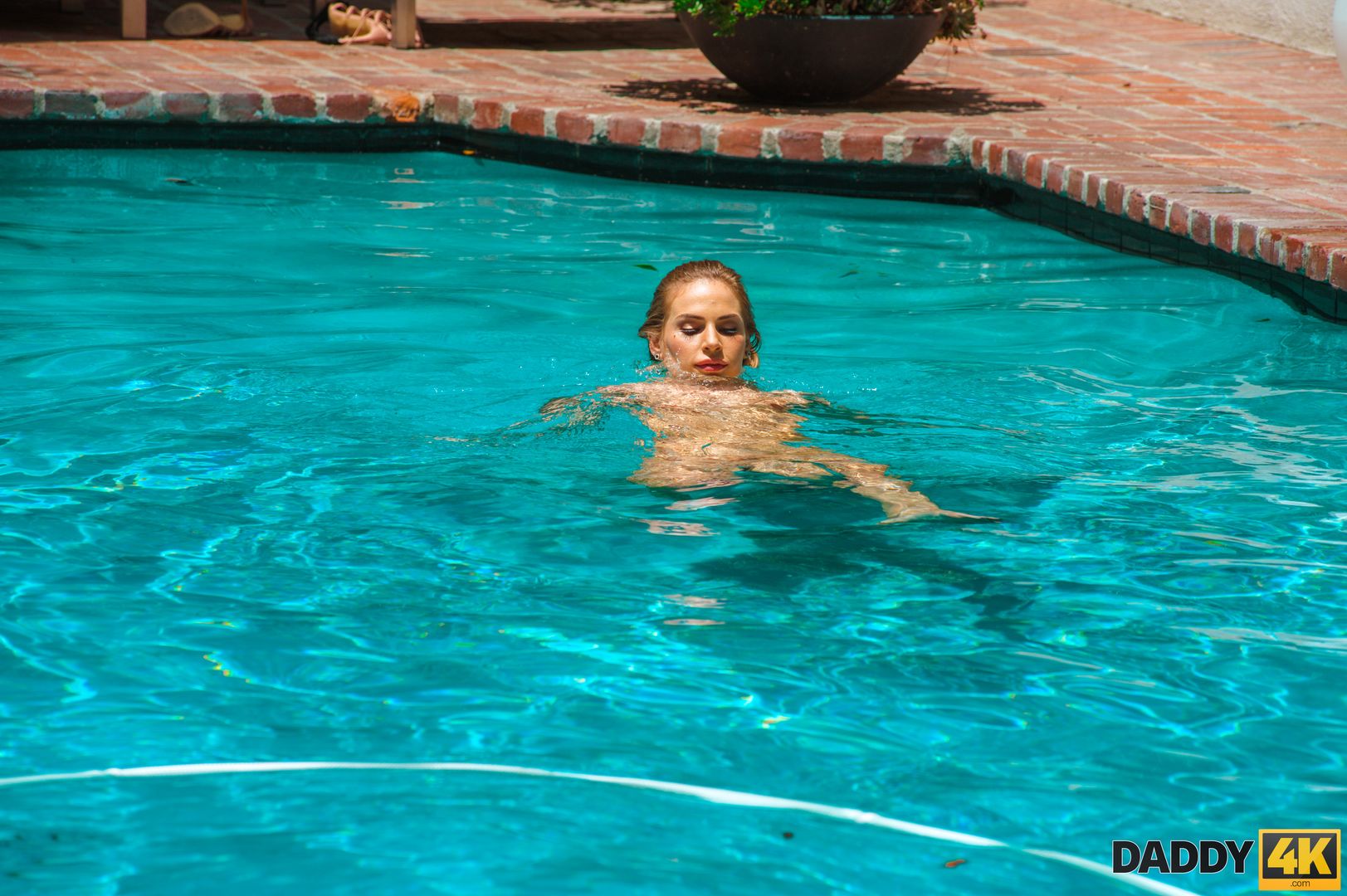 Pool sex with a buffoon’s father