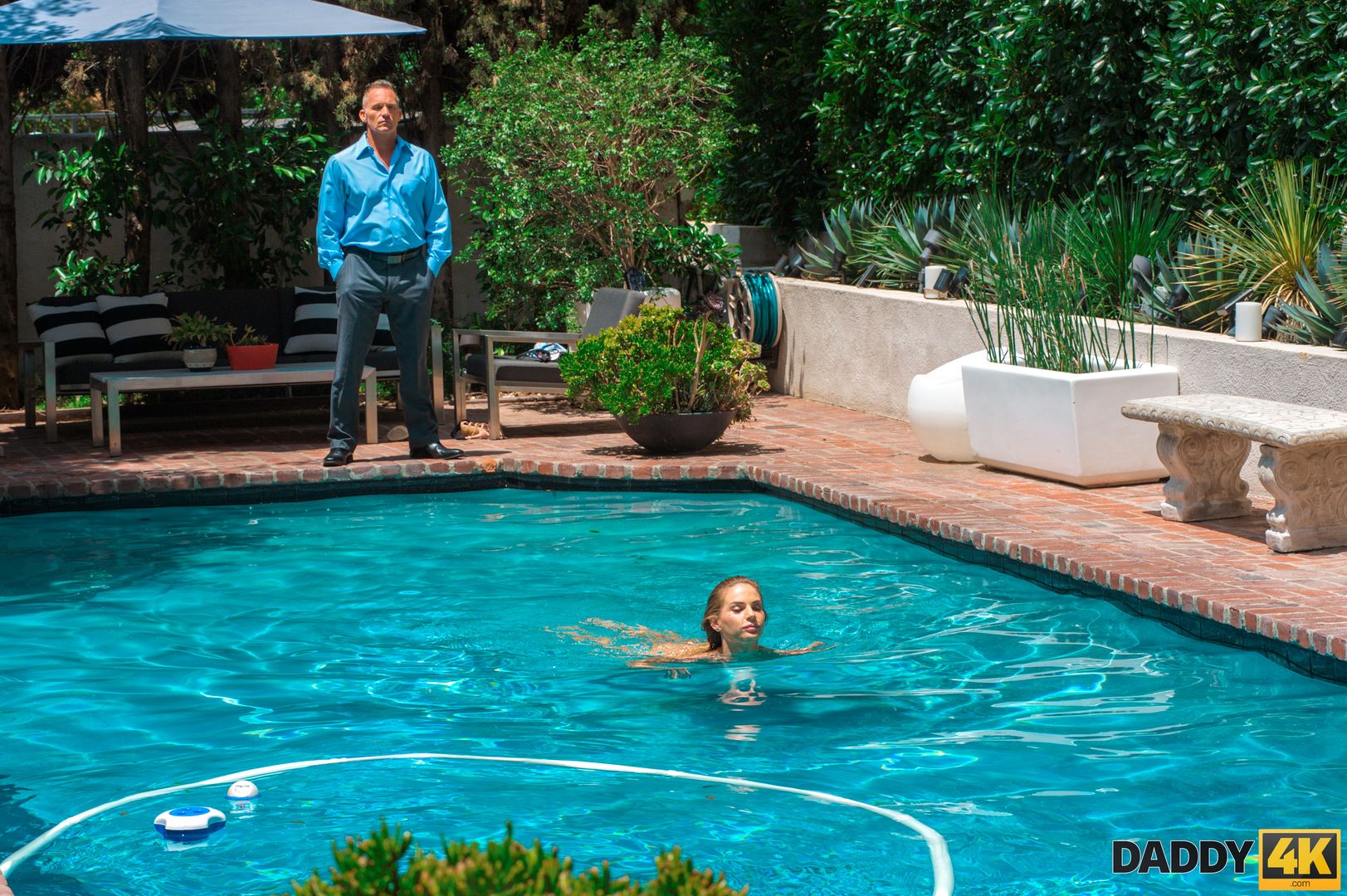 Pool sex with a buffoon’s father