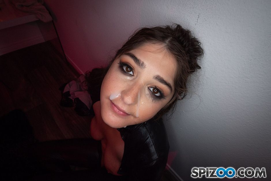 Cute Brunette Mandy Meadows Sex Slave
