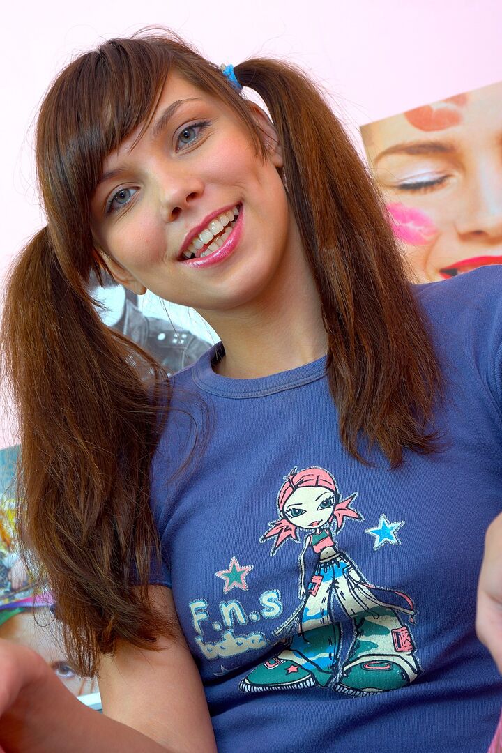 Too Cute Teen Steph Seduces In Cute Pink Fishnets