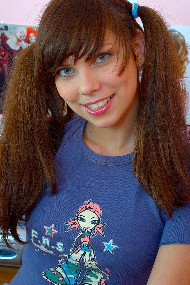 Too Cute Teen Steph Seduces In Cute Pink Fishnets