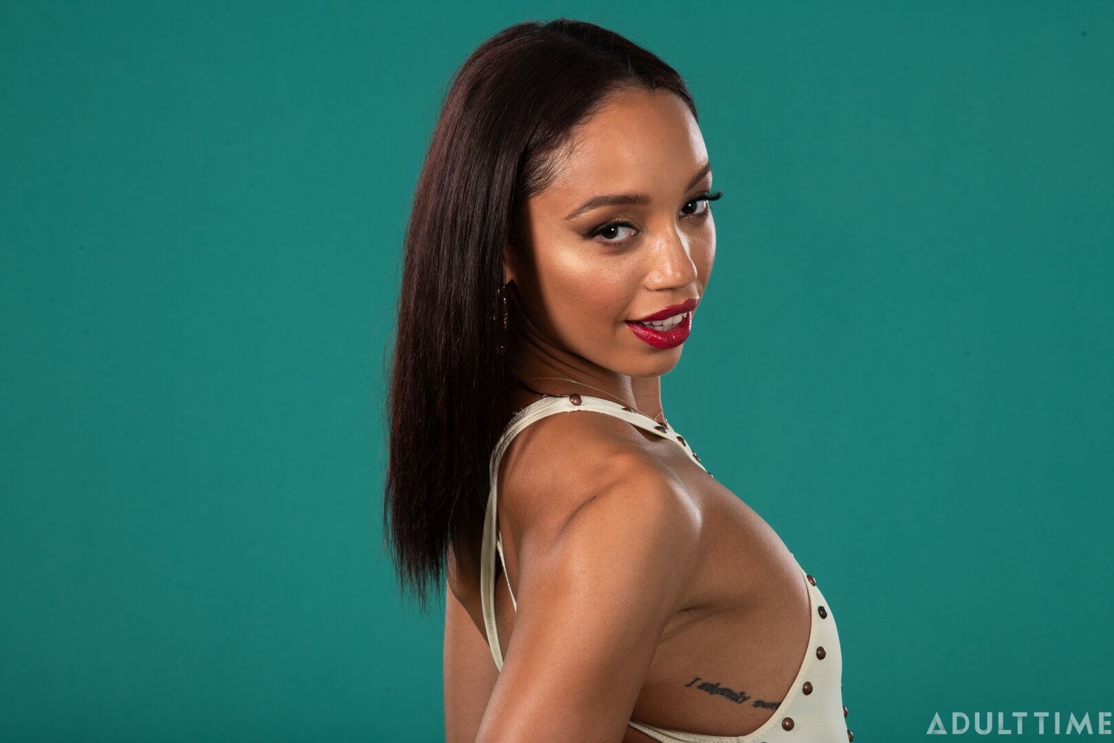Up Close with Alexis Tae