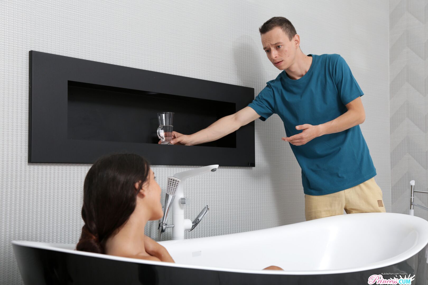 Stepsis Gets Dirty After A Bath - S10:E5