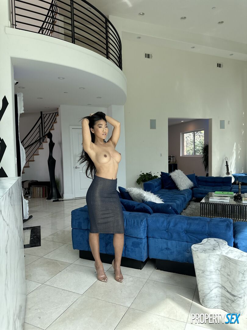 That Agent's Hot