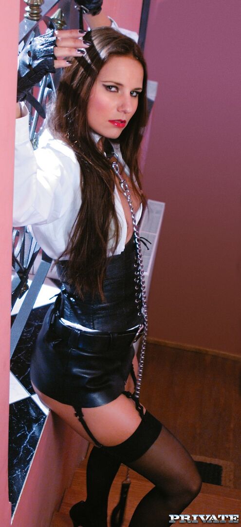 Claudia and Suzie Are Hardcore Hunnies Who Love to be Dominated