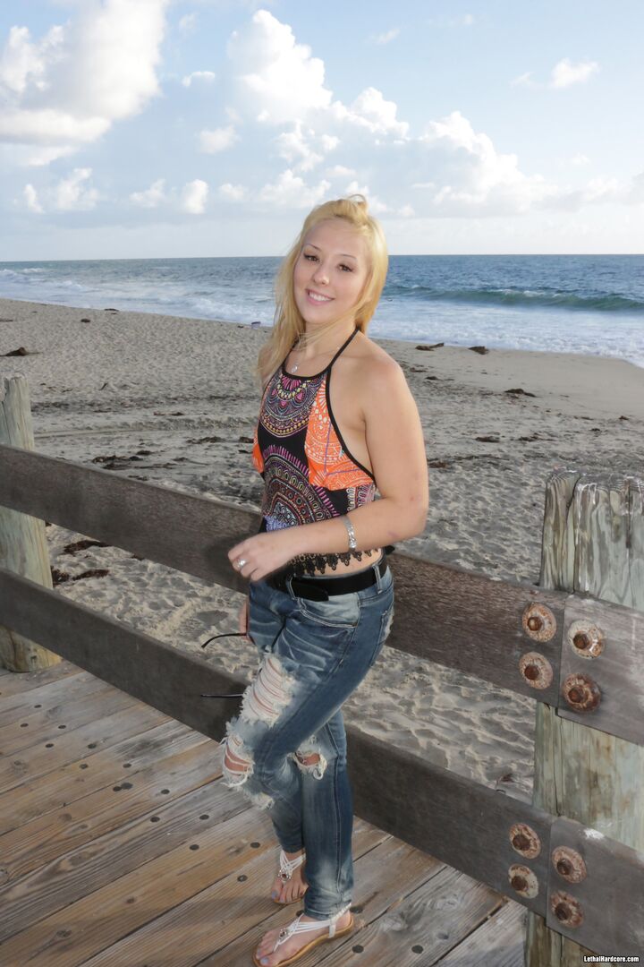Athletic Teen Ruby Masturbates After Working