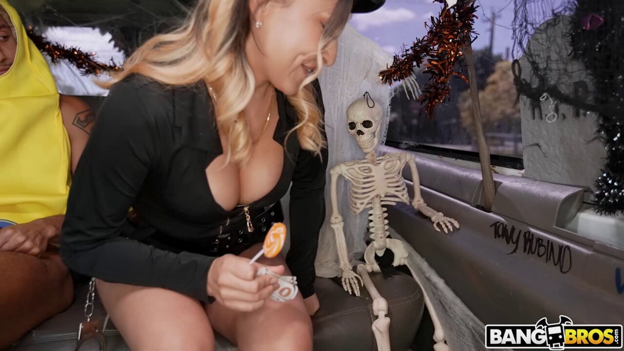 Happy Swalloween