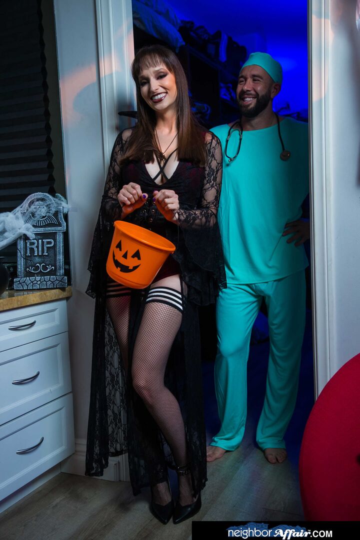 Sexy Vampire princess neighbor Lexi Luna is in the prowl for some big cock this Halloween