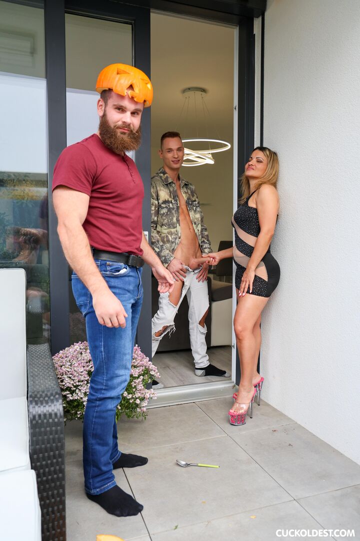 Pumpkin cuck