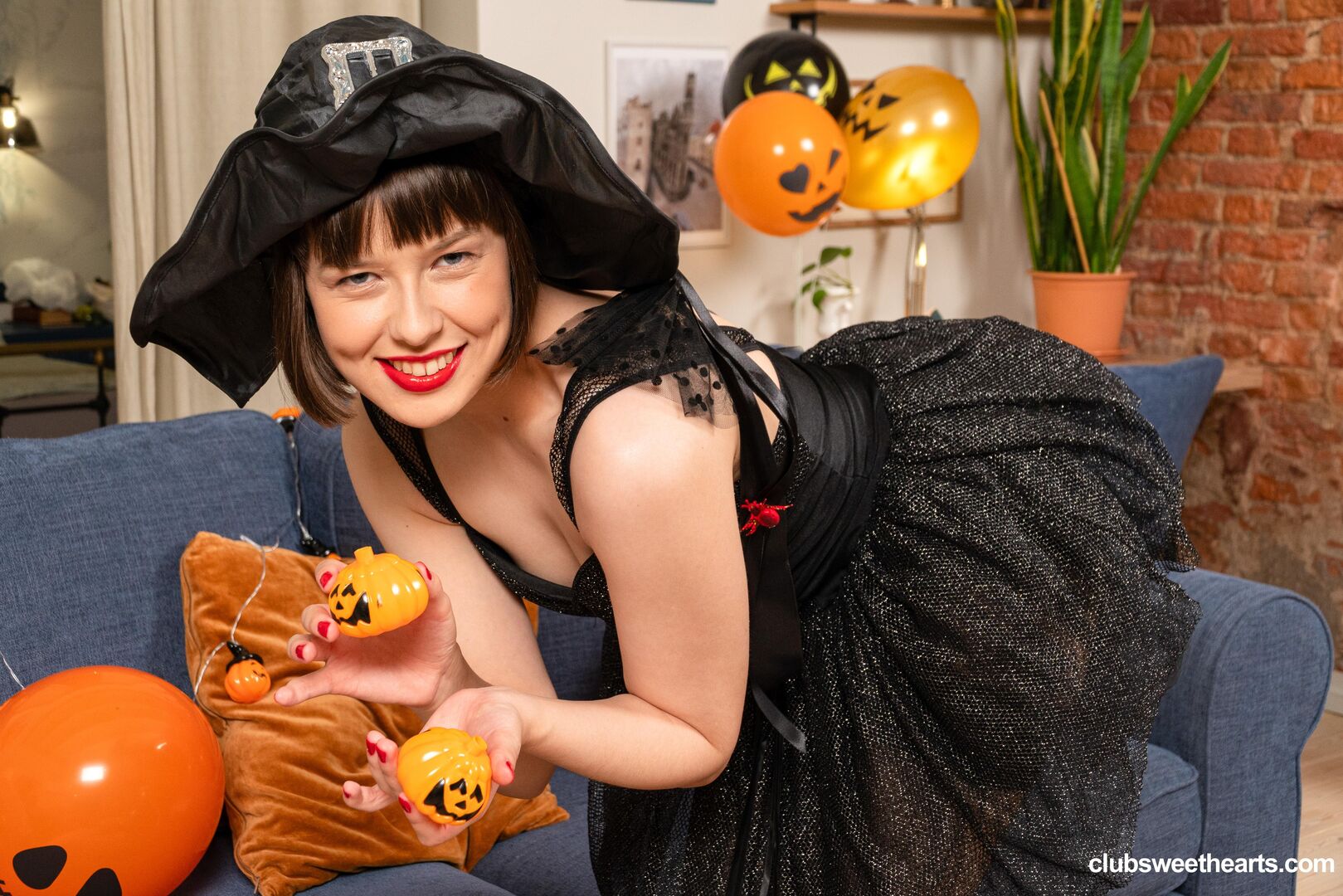Spooky fuck before Halloween