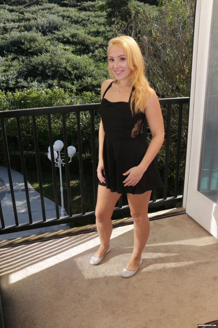 Blonde Teen Kitty Satisfies Her Step-Brother Fuck Fantasy