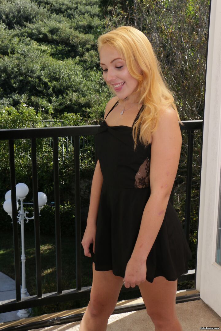 Blonde Teen Kitty Satisfies Her Step-Brother Fuck Fantasy